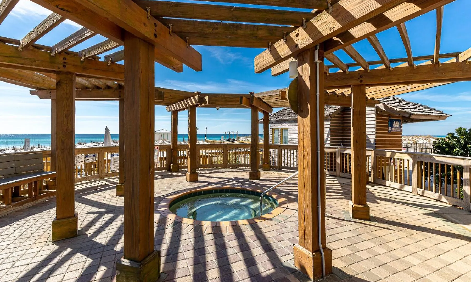 Apartment Oceania 207- By Holiday Isle Properties Destin