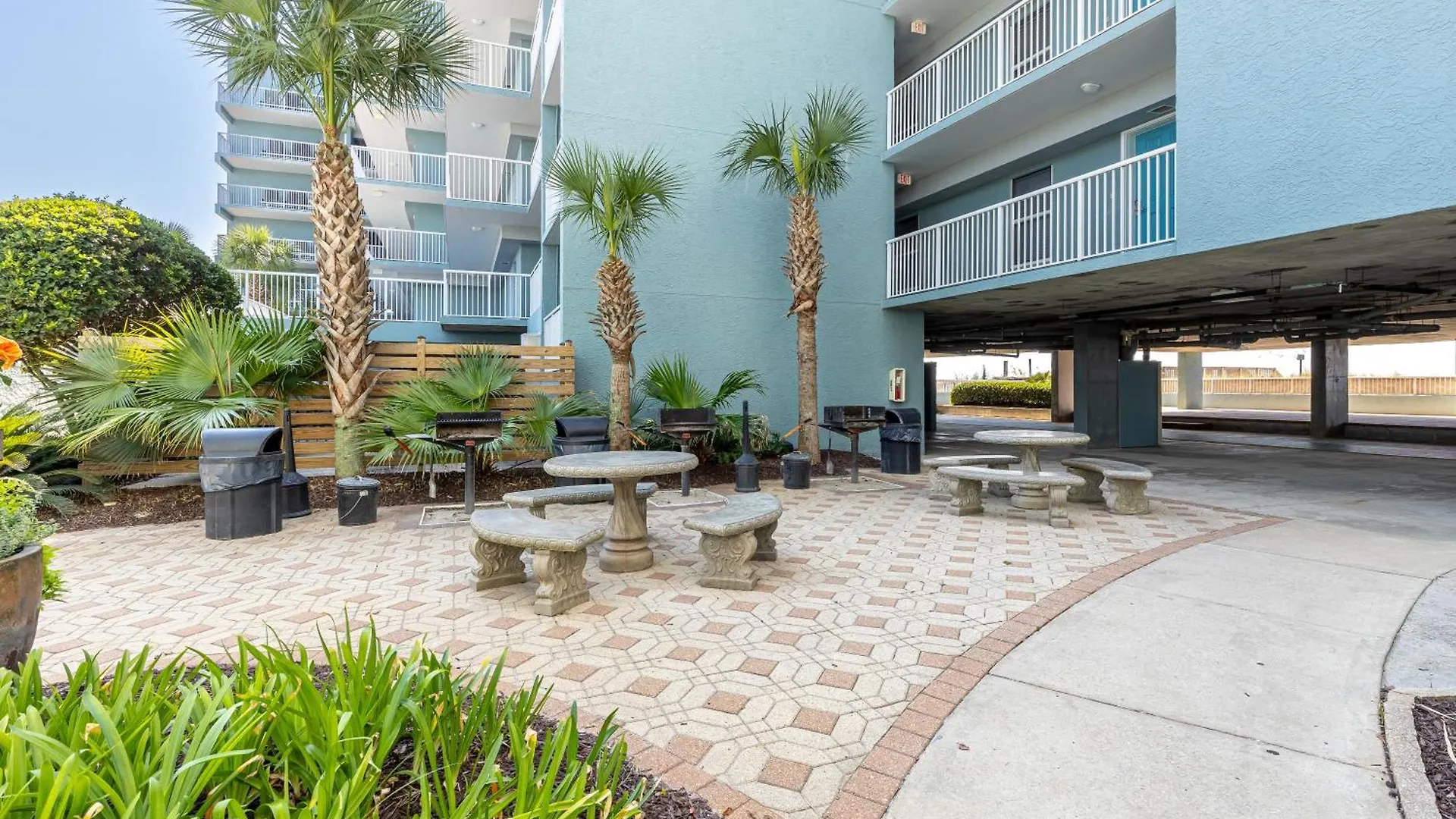 Oceania 207- By Holiday Isle Properties Destin Apartment