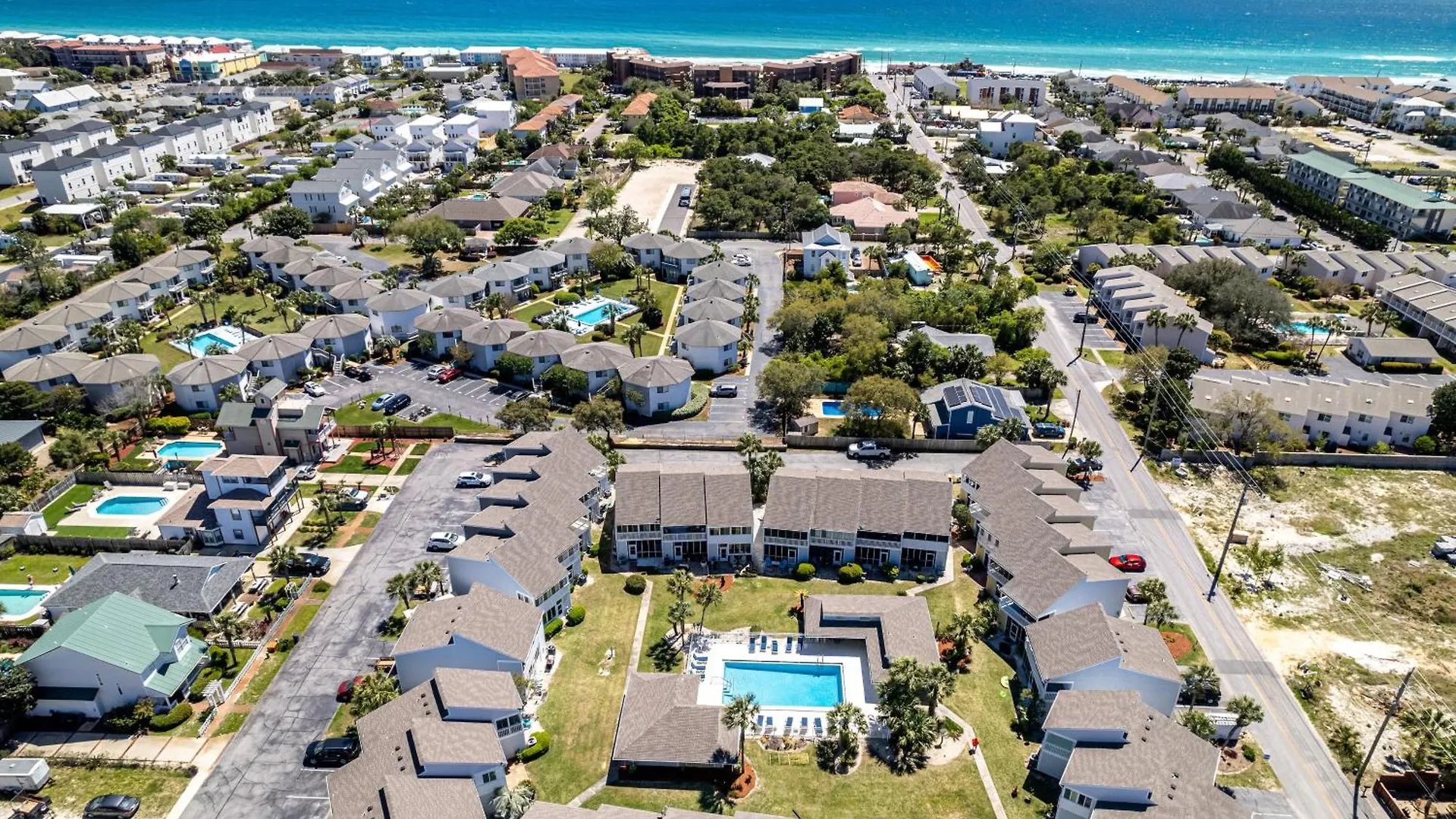 Oceania 207- By Holiday Isle Properties Destin